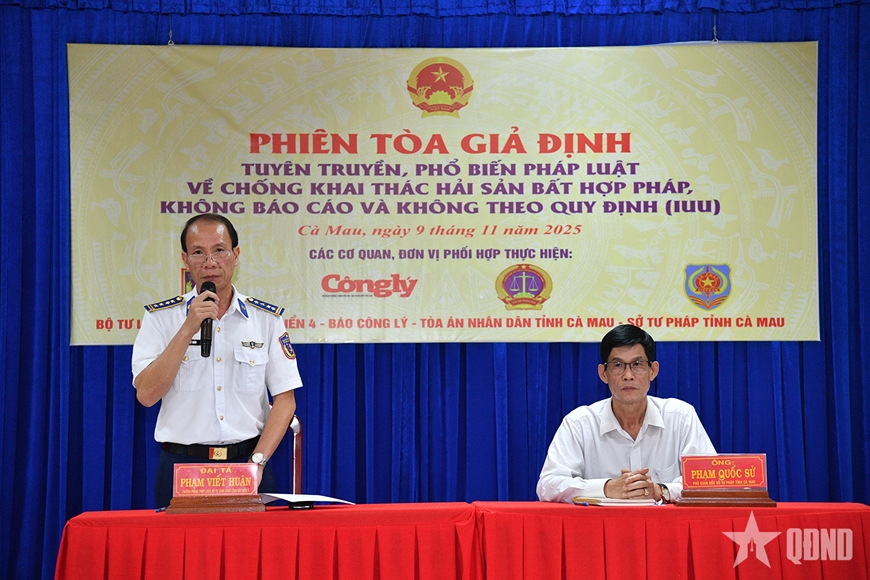 Bộ tư lệnh Vùng Cảnh sát biển 4 tổ chức 'Phiên tòa giả định' tuyên truyền chống khai thác IUU tại Cà Mau